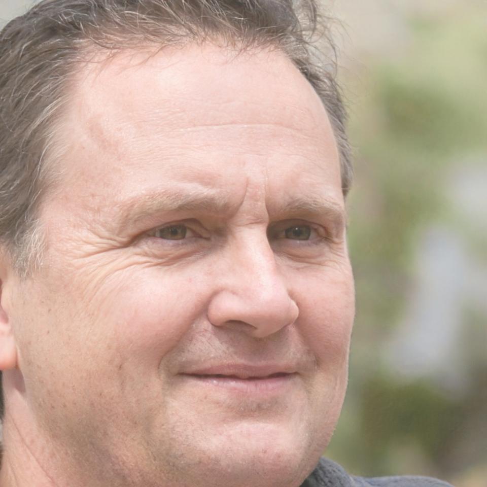 Portrait de Bastien Lefèvre, gérant d'entreprise ayant suivi la formation